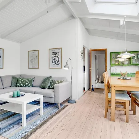 度假居 Torkel - 1km From The Sea By Interhome
